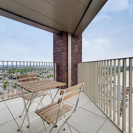 Deluxe Three Bedroom Apartment By London Excel Stays Εξωτερικό φωτογραφία